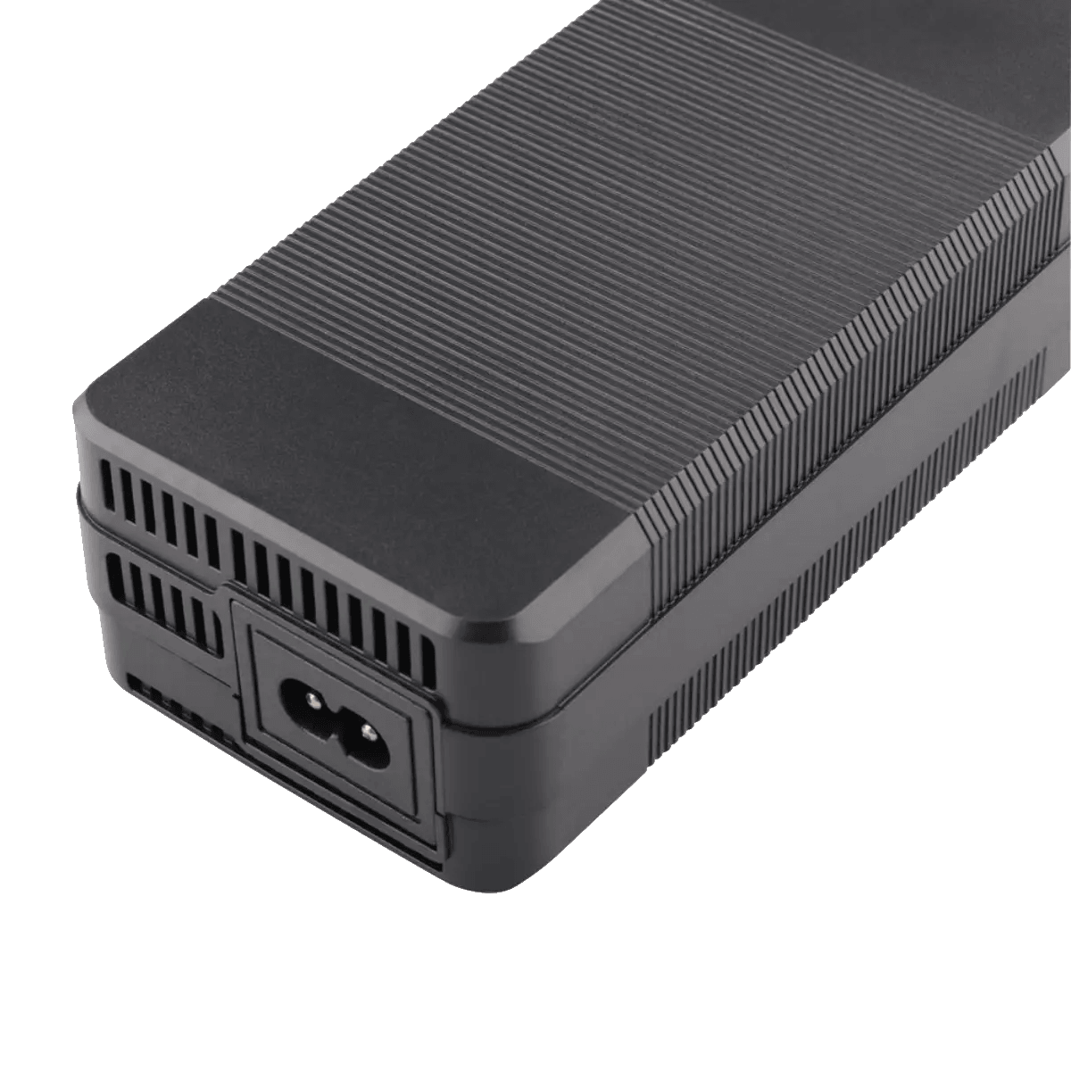 Chargeur 67.2v 2A Connecteur XLR écrou 3 contact