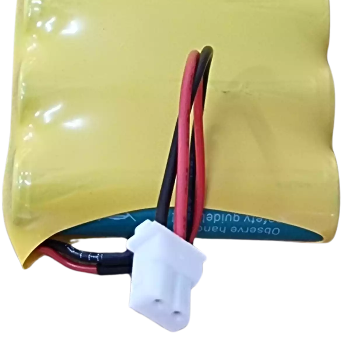 Batterie NiMH 7.2V 2200mAh Visonic connecteur gros plan