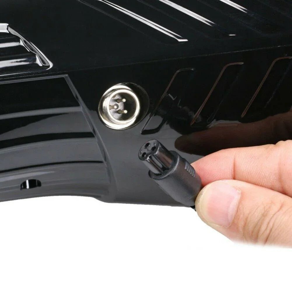 Chargeur pour Trottinette 29.4V 1A Connecteur 3 PIN 9mm